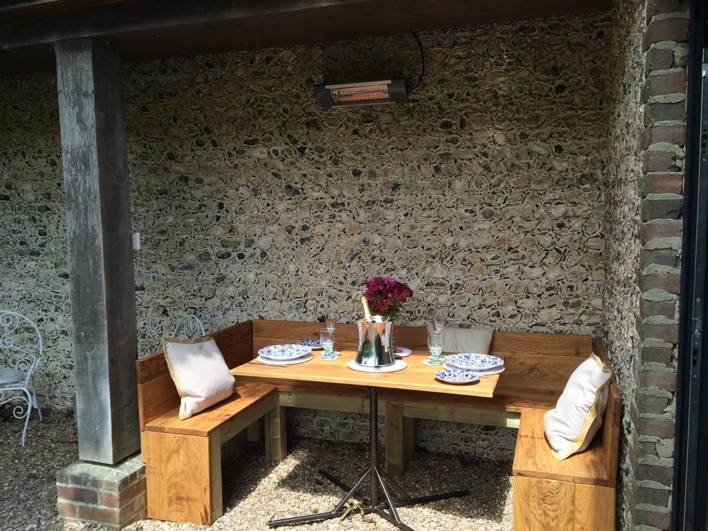 Shepherds Barn West Dean Eksteriør billede