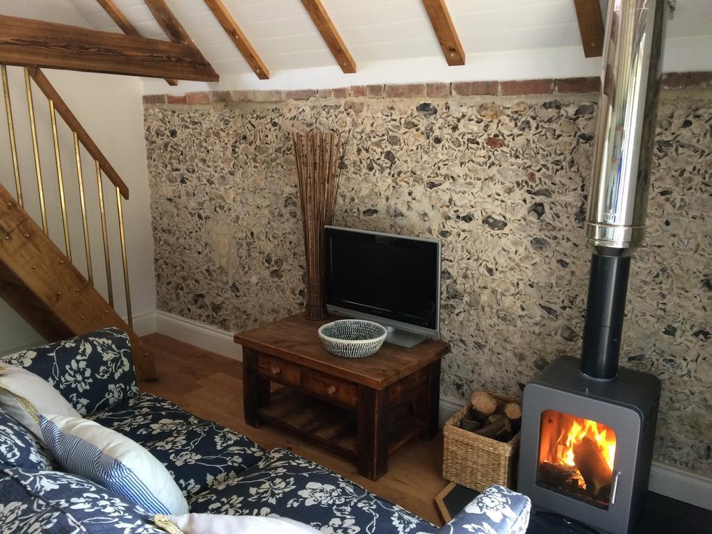 Shepherds Barn West Dean Eksteriør billede